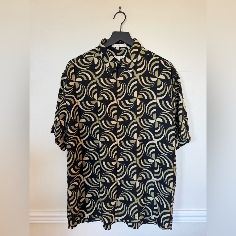 Perry Ellis Black and Gold Swirl Men's Shirt